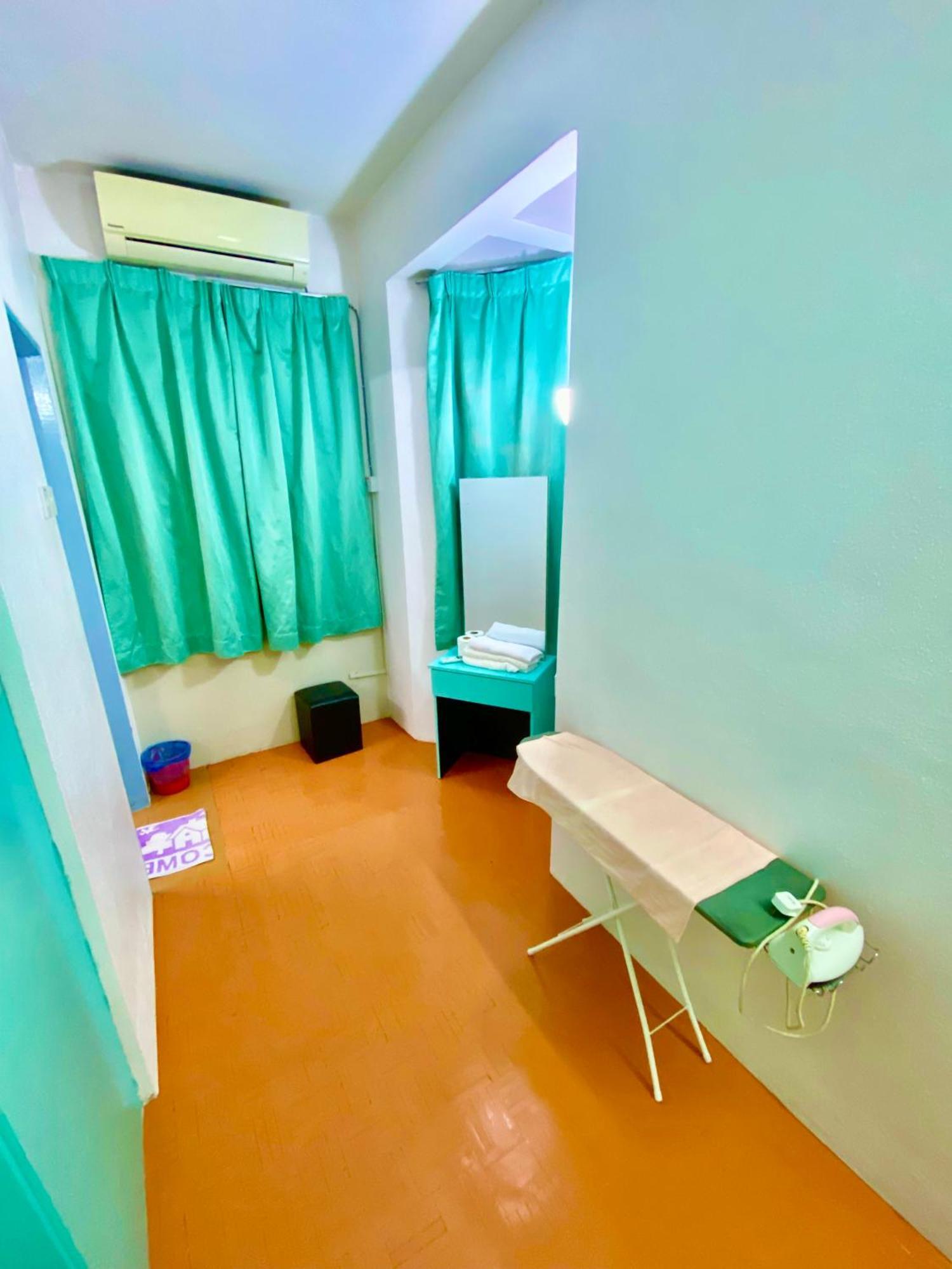 Batu Ferringhi Bayu Emas Apartment Exterior foto